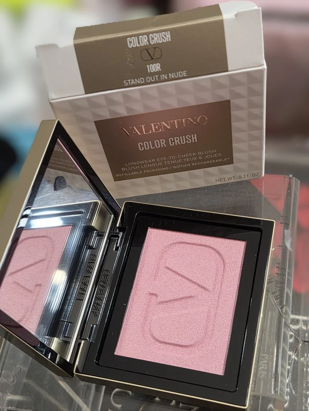Valentino Color Crush Blush in Stand Out in Nude 100R (Refillable Case)